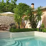Drei Grazien- Luxurioese Mit Eigenem Pool By Interhome * Katouna