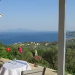 Drei Grazien- Luxurioese Mit Eigenem Pool By Interhome *