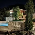 Drei Grazien- Luxurioese Mit Eigenem Pool By Interhome