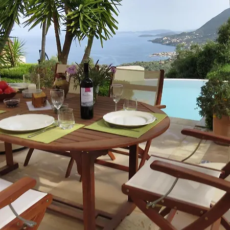 Drei Grazien- Luxurioese Mit Eigenem Pool By Interhome *