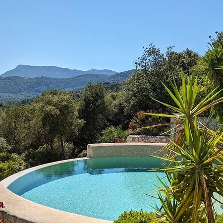 Drei Grazien- Luxurioese Mit Eigenem Pool By Interhome *