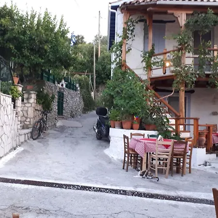 Drei Grazien- Luxurioese Mit Eigenem Pool By Interhome