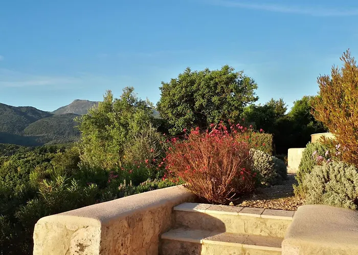 Drei Grazien- Luxurioese Mit Eigenem Pool By Interhome *