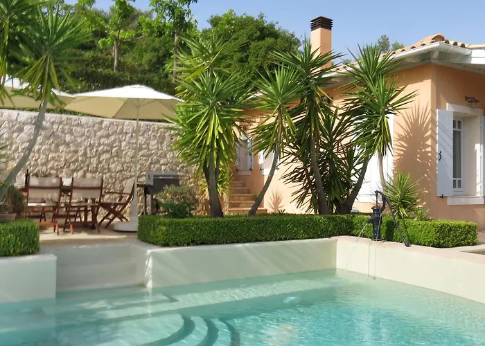 Drei Grazien- Luxurioese Mit Eigenem Pool By Interhome * Katouna