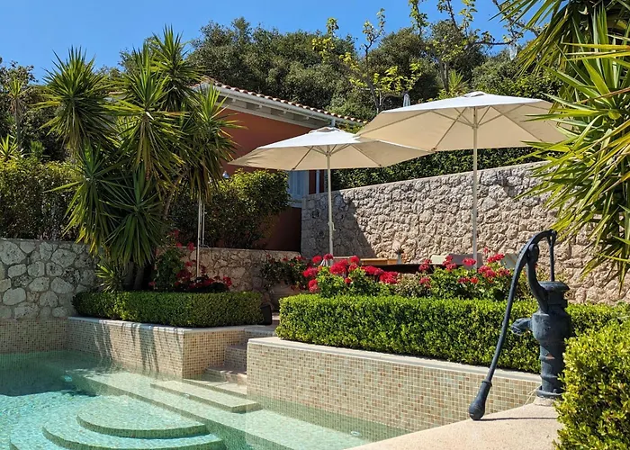 Сasa de vacaciones Drei Grazien- Luxurioese Mit Eigenem Pool By Interhome *